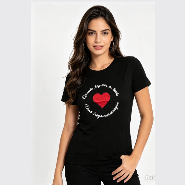 Blusa Exclusiva: Modern Women's Top for Unique Style in Brazil