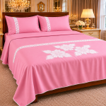 Colcha de Casal Bordada Vira: Elegância e Conforto para Seu Quarto